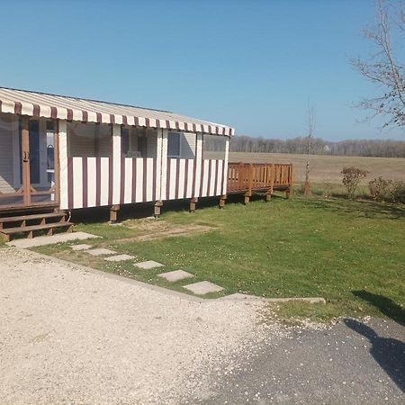 Mobil Home Le Galland De Dugny Onzain Εξωτερικό φωτογραφία
